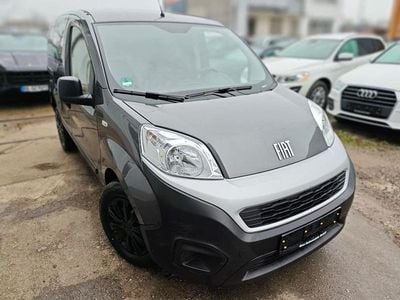 Gebraucht Fiat Fiorino 80 PS (58 kW) 2022 Grau Van / Kleinbus