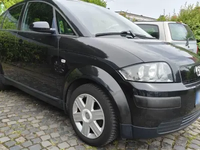 Gebraucht Audi A2 75 PS (55 kW) 2003 Schwarz Kleinwagen