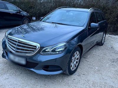 Gebraucht Mercedes E250 211 PS (155 kW) 2014 Grau Kombi