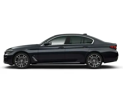Gebraucht BMW 530 Shadowline 286 PS (210 kW) 2023 Carbonschwarz metallic Limousine