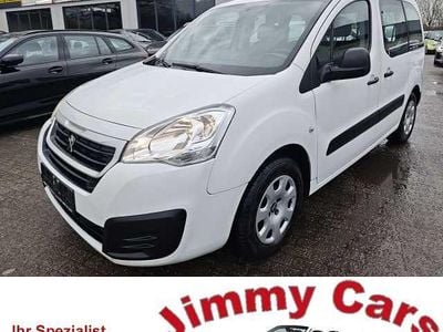 Gebraucht Peugeot Partner Tepee 99 PS (72 kW) 2017 Weiß Van / Kleinbus