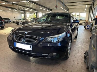 Usata BMW 530 Lifestyle 272 CV (200 kW) 2009 Blu Berlina