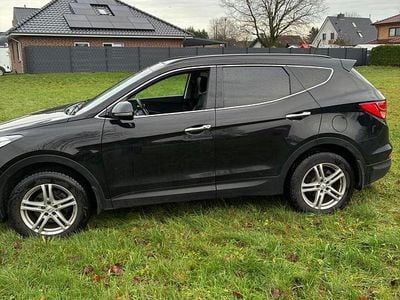 Schwarz Gebraucht 2015 Hyundai Santa Fe SUV | 12.900 € (Fairer Preis)