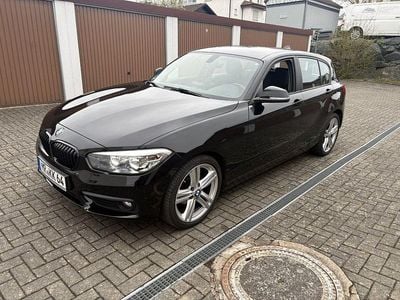 Second-hand BMW 118 Sport Line 136 CP (100 kW) 2018 Negru Hatchback