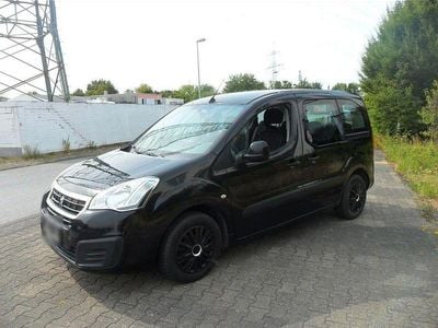 Gebraucht Peugeot Partner 120 PS (88 kW) 2016 Schwarz Van / Kleinbus