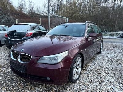 Gebraucht BMW 525 Sport Line 218 PS (160 kW) 2005 Rot Kombi