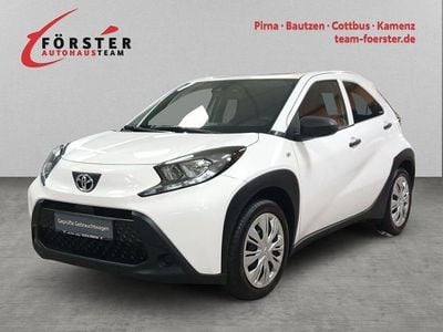 Gebraucht Toyota Aygo X Play 72 PS (52 kW) 2022 Schneeweiß SUV