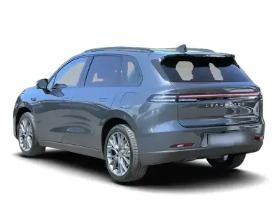 Gebraucht Leapmotor C10 160 kW (218 PS) 2025 Grau SUV
