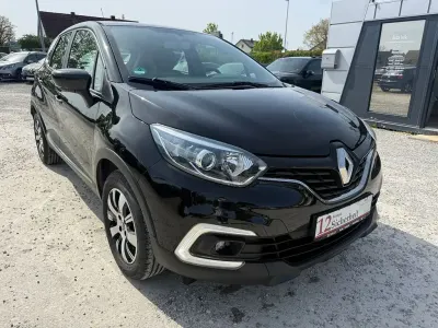 Second-hand Renault Captur Intens 90 CP (66 kW) 2018 Negru SUV