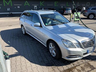 Second-hand Mercedes E250 Avantgarde 204 CP (150 kW) 2011 Argintiu Break
