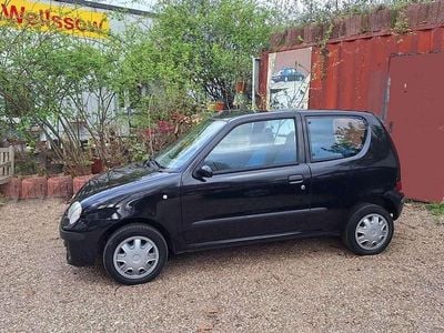 Second-hand Fiat Seicento 54 CP (39 kW) 2001 Negru Hatchback