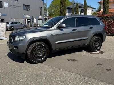 Second-hand Jeep Grand Cherokee Overland 241 CP (177 kW) 2012 Gri SUV