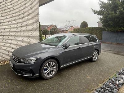 Gebraucht VW Passat GTE 218 PS (160 kW) 2021 Grau Kombi