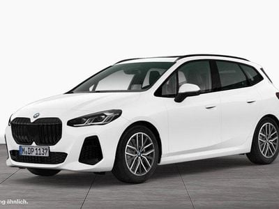 Gebraucht BMW 223 Active Tourer M Sport 204 PS (150 kW) 2024 Alpinweiß uni Van / Kleinbus