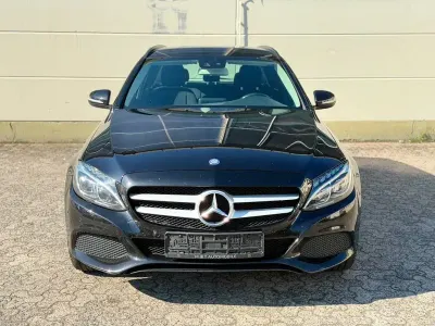 Gebraucht Mercedes C220 170 PS (125 kW) 2015 Schwarz Kombi