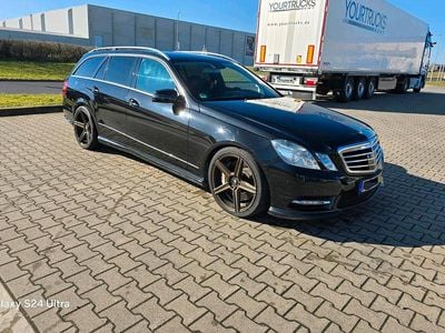 Mercedes E500