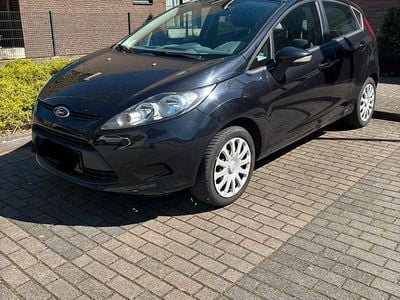 Second-hand Ford Fiesta Trend 82 CP (60 kW) 2011 Negru Hatchback