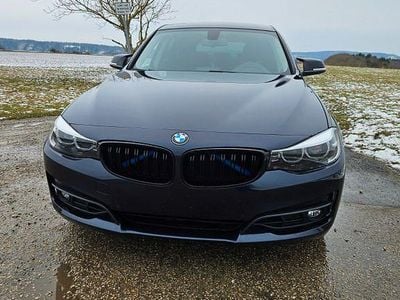 Gebraucht BMW 320 Gran Turismo 184 PS (135 kW) 2017 Blau Limousine