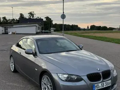 Gebraucht BMW 330 Cabriolet Sport Line 245 PS (180 kW) 2010 Grau Cabrio
