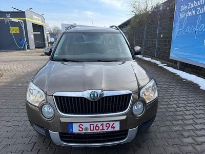 Braun Gebraucht 2012 Skoda Yeti Plus Edition SUV | 4.299 € (Etwas zu teuer)