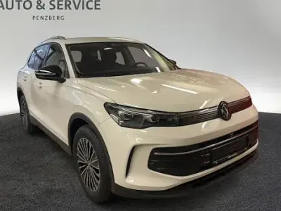 Neu VW Tiguan Life 150 PS (110 kW) 2026 Weiß SUV