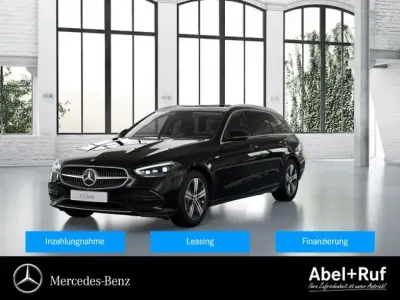 Gebraucht Mercedes 300 Avantgarde 197 PS (144 kW) 2025 Obsidianschwarz (metallic) Kombi