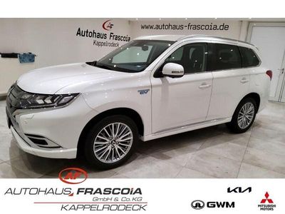 Gebraucht Mitsubishi Outlander P-HEV Plus 224 PS (164 kW) 2021 Weiß SUV