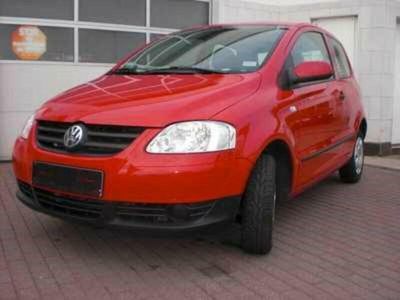 Gebraucht VW Fox 54 PS (39 kW) 2010 Rot Kleinwagen