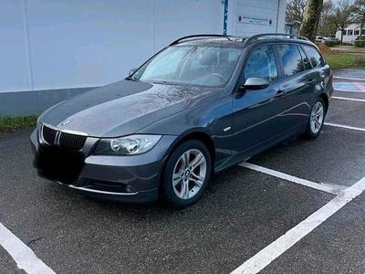 Gebraucht BMW 320 177 PS (130 kW) 2008 Grau Kombi