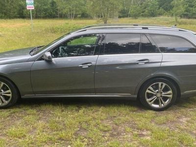 Mercedes E220