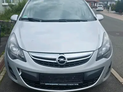 Gebraucht Opel Corsa 75 PS (55 kW) 2014 Silber Kleinwagen