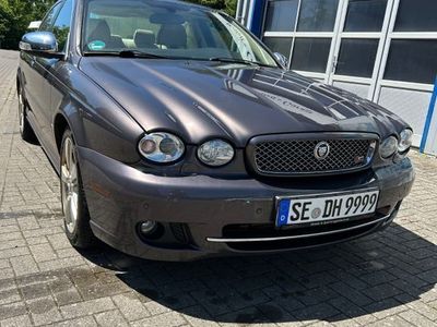 Jaguar X-type