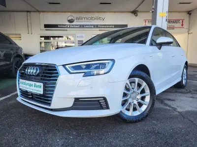 Gebraucht Audi A3 Sportback e-tron Comfort 150 PS (110 kW) 2017 Weiß Kleinwagen
