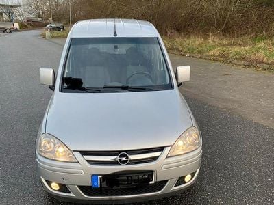 Gebraucht Opel Combo Sport 75 PS (55 kW) 2008 Silber Van / Kleinbus