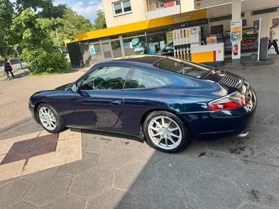 Porsche 911 Carrera