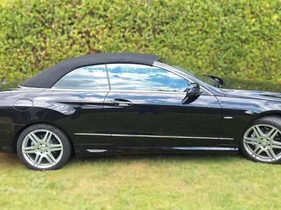 Gebraucht Mercedes E200 Sport 184 PS (135 kW) 2011 Schwarz Cabrio