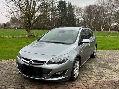 gebraucht Opel Astra Sports Tourer 1.4 eco