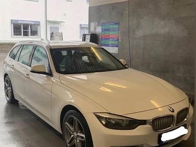 Gebraucht BMW 320 Comfort Edition 184 PS (135 kW) 2013 Schwarz Kombi