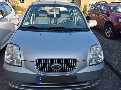 Grau Gebraucht 2006 Kia Picanto Kleinwagen | 3.400 € (Fairer Preis)