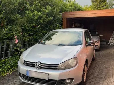 Gebraucht VW Golf VI Style 80 PS (58 kW) 2011 Silber Kleinwagen