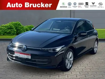 Ny VW Golf VIII Style 150 HK (110 kW) 2026 Sort Sedan