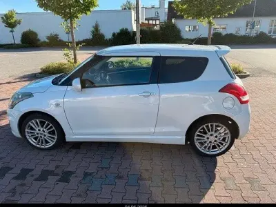 Gebraucht Suzuki Swift Sport 136 PS (100 kW) 2012 Weiß Kleinwagen
