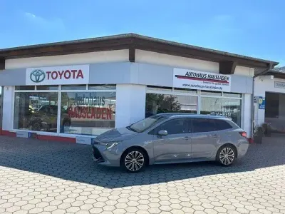 Gebraucht Toyota Corolla Team 184 PS (135 kW) 2022 Grau Kombi