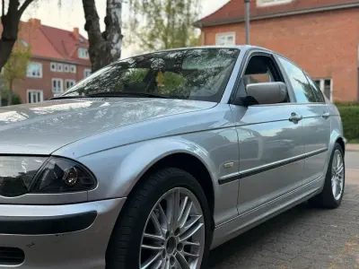 Gebraucht BMW 316 105 PS (77 kW) 2001 Silber Limousine