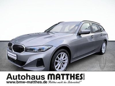 Gebraucht BMW 318 Sport Line 156 PS (114 kW) 2023 Grau Kombi