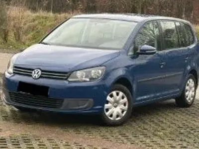 Gebraucht VW Touran Trendline 105 PS (77 kW) 2011 Blau Van / Kleinbus