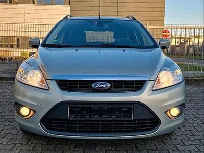 Usata Ford Focus 95 CV (69 kW) 2010 Andere farben Station wagon