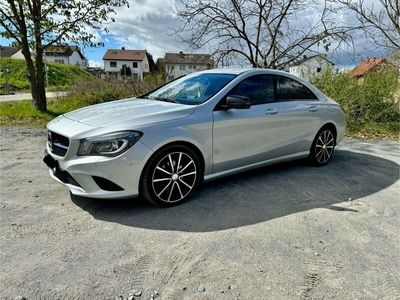 gebraucht Mercedes CLA200 -