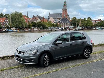 Gebraucht VW Golf VII Join 116 PS (85 kW) 2018 Grau Limousine