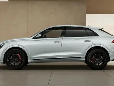 Neu Audi Q8 S-Line 286 PS (210 kW) 2026 Satellitsilber metallic SUV
